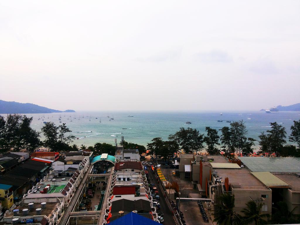Patong Tower By United 21 Thailand Exterior foto